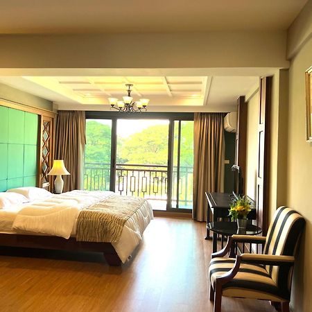 Quinstel Hostel Bangkok Zewnętrze zdjęcie