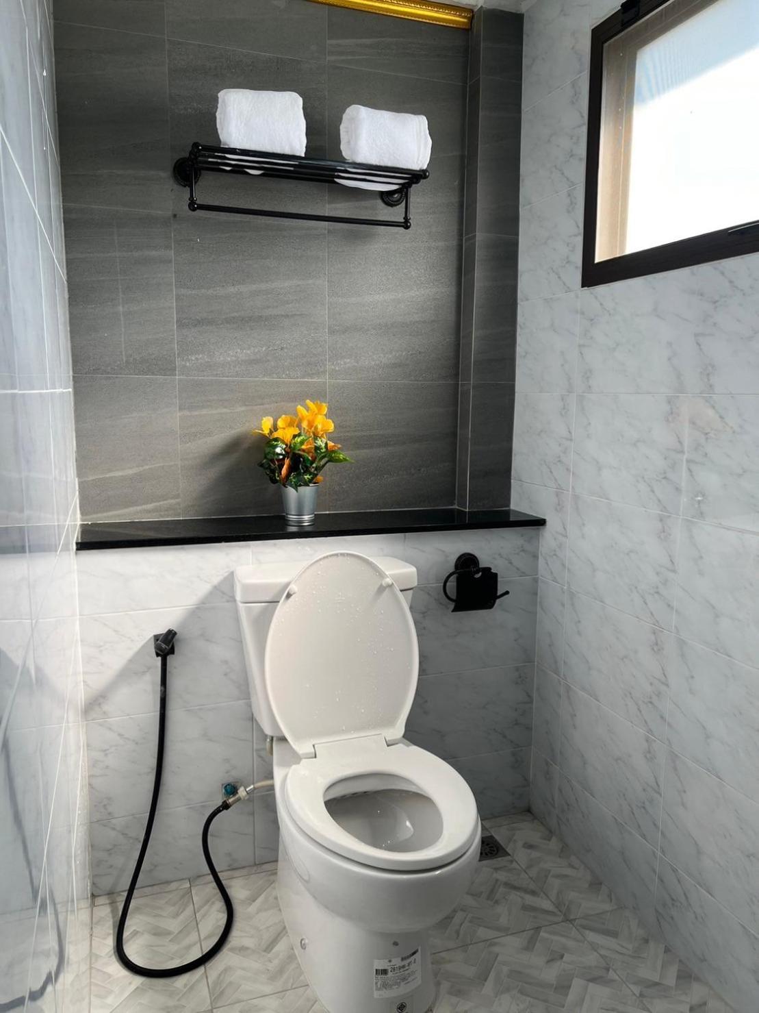 Quinstel Hostel Bangkok Zewnętrze zdjęcie